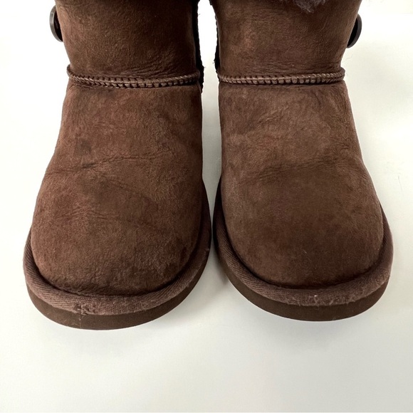 Chocolate Brown UGG Boots. Size US4 - Picture 7 of 11